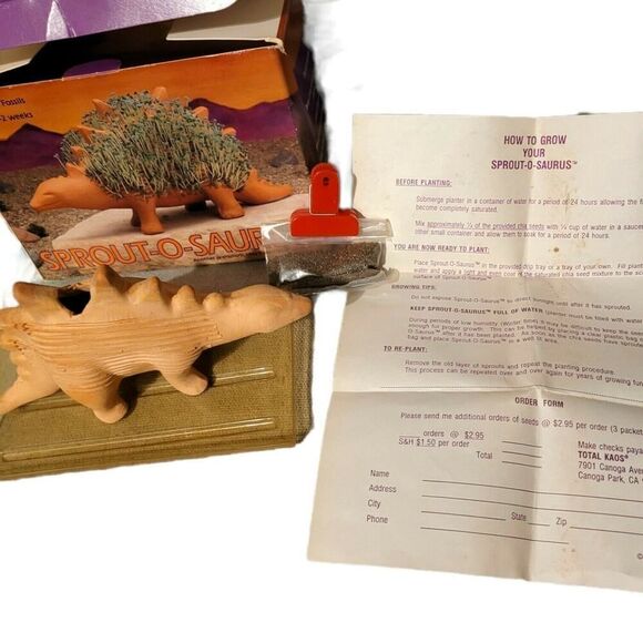 Vintage Terra Cotta Planter Sproutosaurus Prehistoric Dinosaur Planter Pot 1993 - Picture 2 of 6